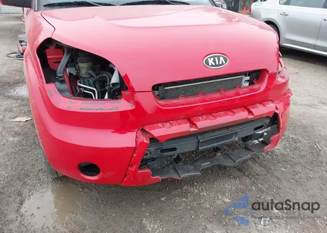 2011 Kia Soul + из США, поврежденный, VIN KNDJT2A27B7329148